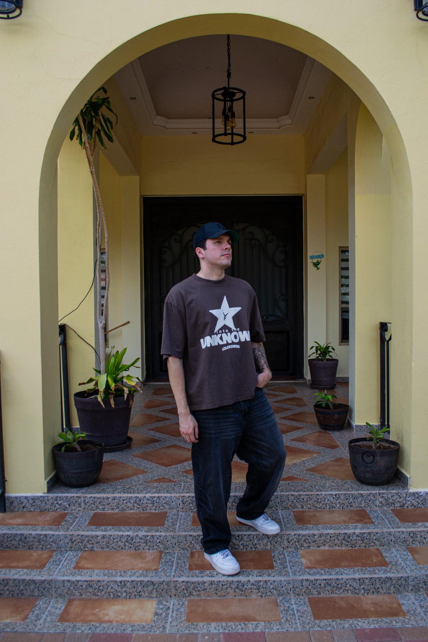 INTO THE UNKNOWN TEE MOCHA